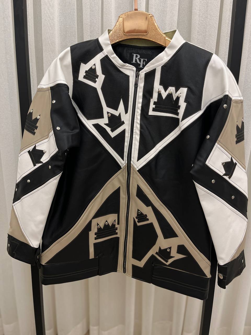 کت چرمی خاص طرح تاج